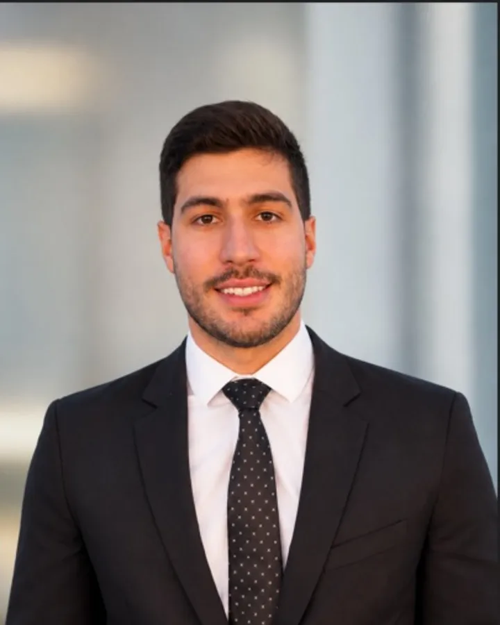Dr. Vitor Pasinato